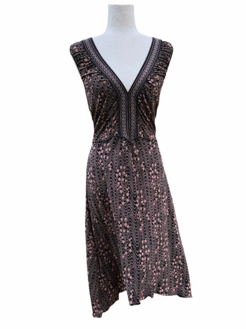 Max Studio Women's V-Neck Sleeveless Printed knee length Dress - Pink / Black S